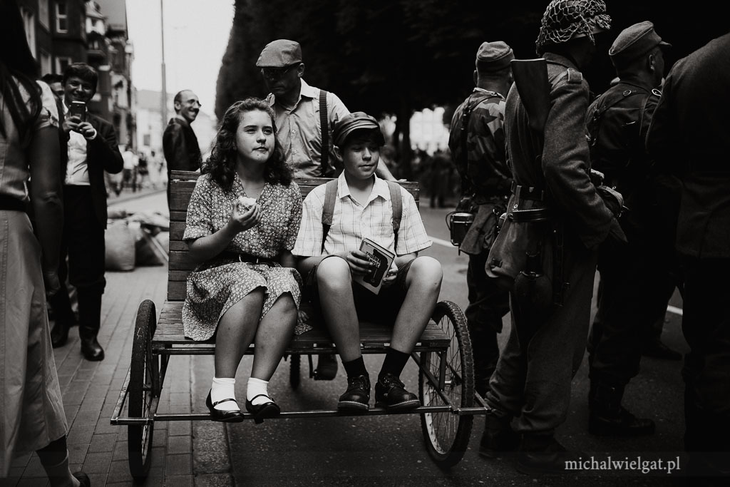 fotograf Słupsk - Inscenizacja wybuchu Powstanie Warszawskie 1944